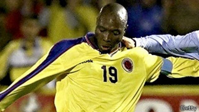 红色内衣的新妈妈